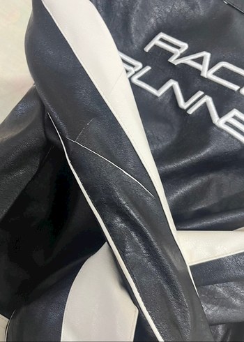 Siyah Beyaz Deri Fermuarlı Kadın Ceket - Görsel 2