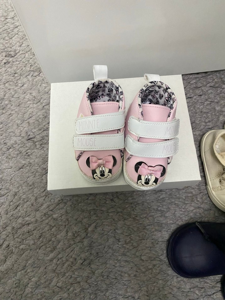 Kız Çocuk Pembe Minnie Mouse Spor Ayakkabı - Görsel 4