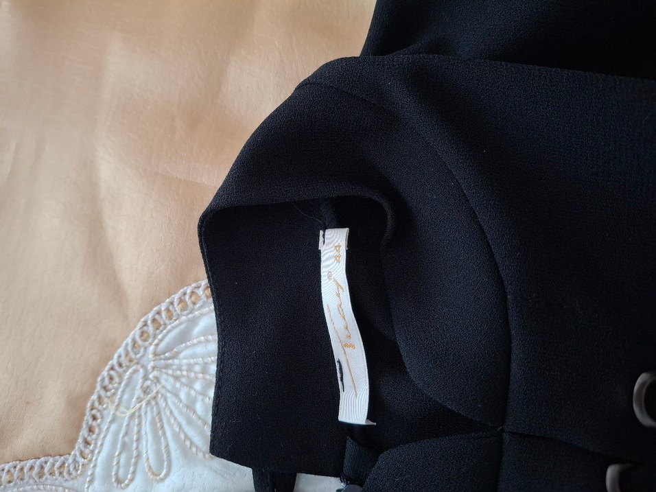 Siyah Uzun Kollu Kadın Tunik - Görsel 4