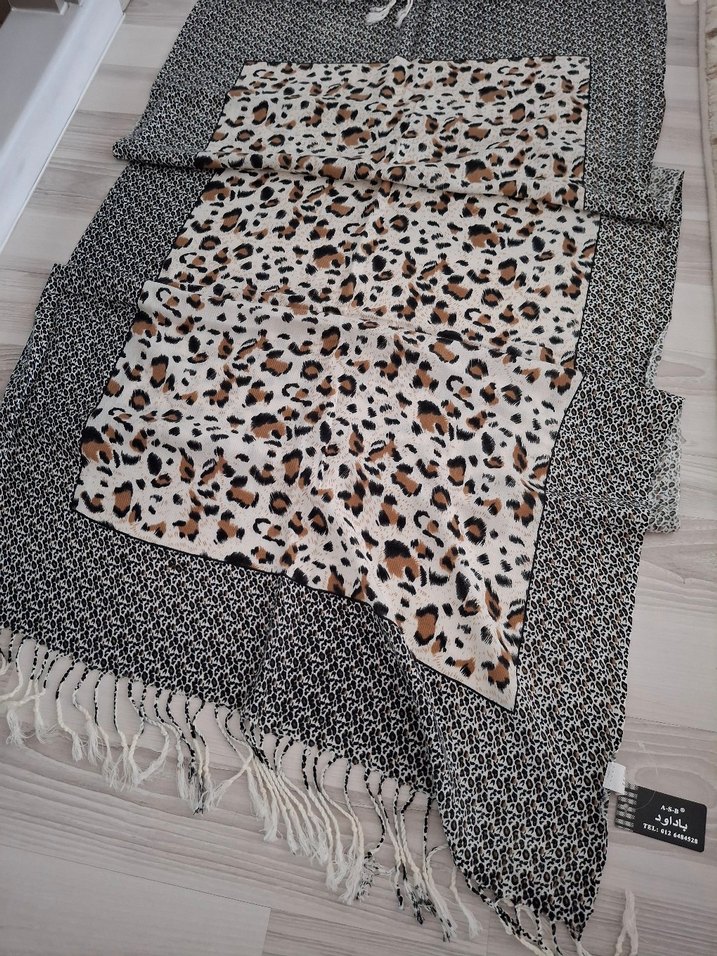 leopar desenli şal - Görsel 3