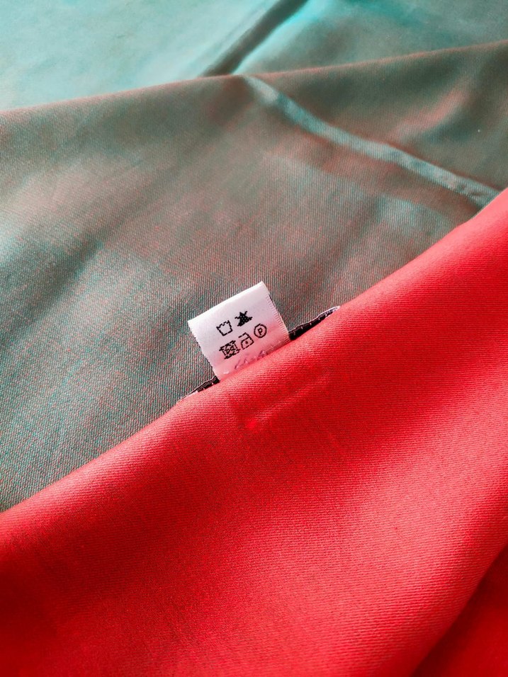 Kırmızı Parlak İpek Kadın Fular - Görsel 3