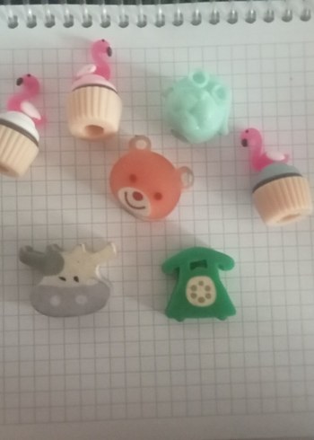  Beden Pastel Renkli Karışık Figürlü Silgi Seti