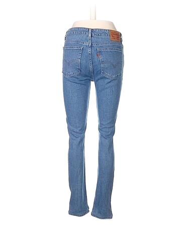 28 Beden Levis Jean / Kot %70 İndirimli.