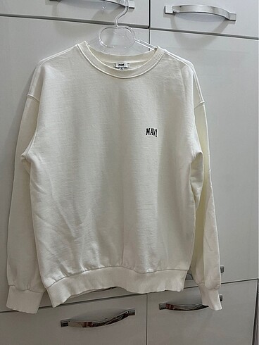 Mavi sweatshirt