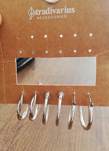 Stradivarius küpe