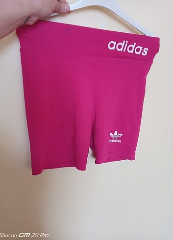 Adidas Biker şort