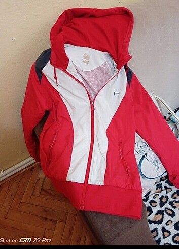 Nike orjinal hikra kapşonlu 