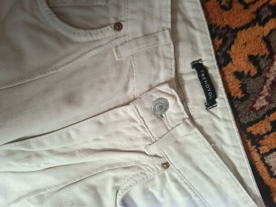 Kadın Beyaz Midi Pamuk Kumaş Pantolon - Görsel 2