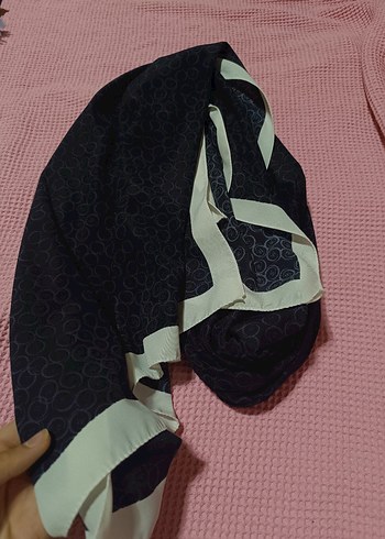 Siyah Elastik Kadın Eşarp - Görsel 5