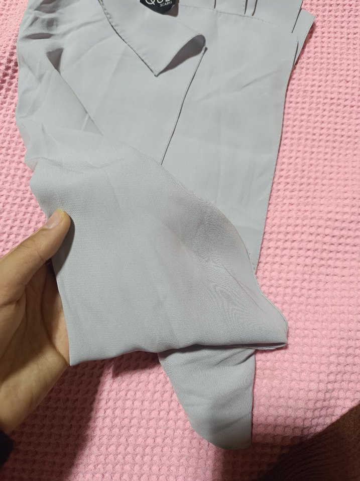 Siyah Elastik Kadın Eşarp - Görsel 2