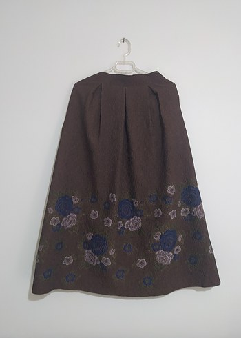 Nakışlı Kahverengi Pileli Uzun Etek - Görsel 2