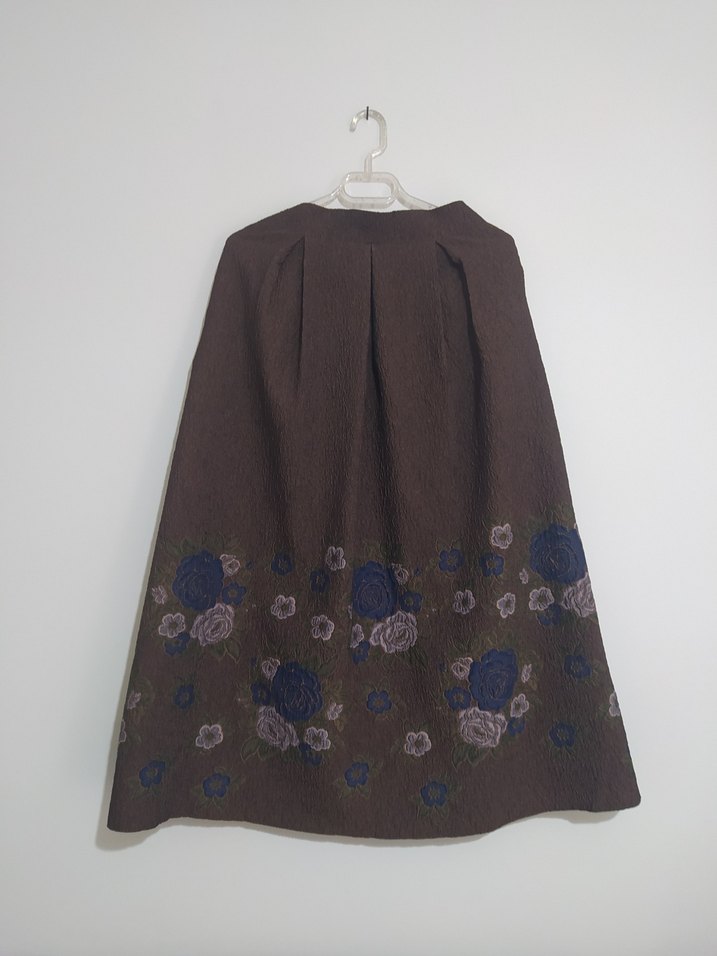 Nakışlı Kahverengi Pileli Uzun Etek - Görsel 2