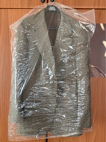 l Beden kahverengi Renk SATILDI!!!!!Ekose oversize blazer ceket