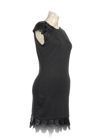 Vintage Love PreLoved Kısa Elbise %70 İndirimli.