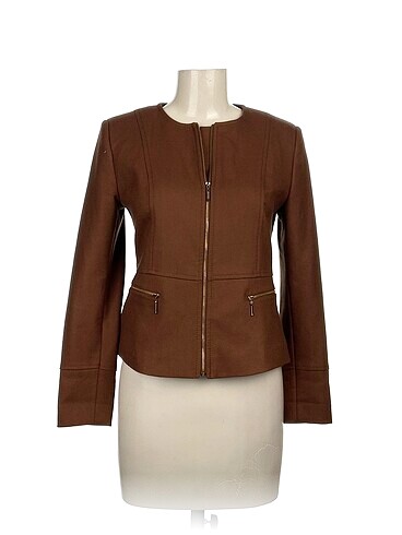 Gusto Blazer %70 İndirimli.
