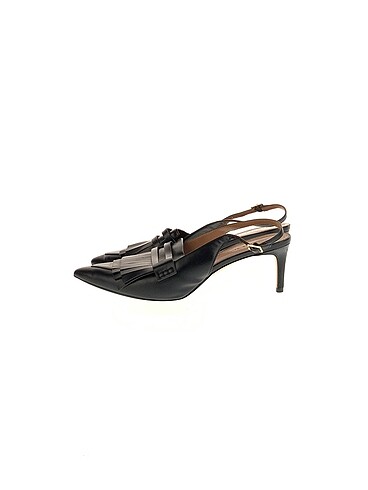 Charles & Keith Stiletto %70 İndirimli.