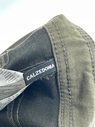m Beden haki Renk Calzedonia Jean / Kot %70 İndirimli.