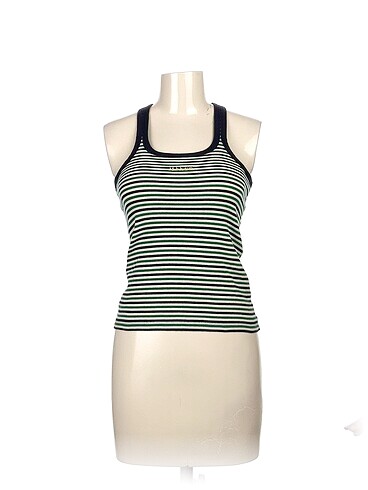 Mango T-shirt %70 İndirimli.
