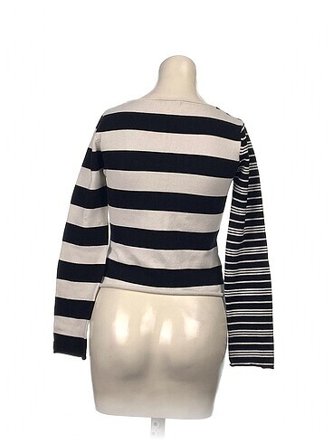 34 Beden PreLoved Bluz %70 İndirimli.