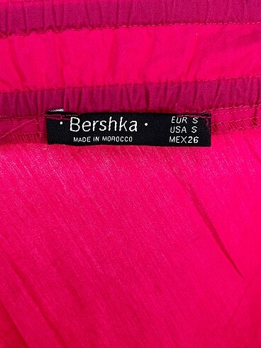 s Beden pembe Renk Bershka Bluz %70 İndirimli.