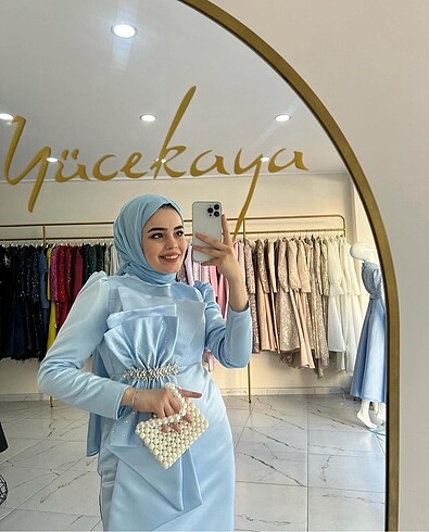 38 Beden AVIN MODEL kiralama seçeneği ile sizlerle 38 40 beden elbiseni