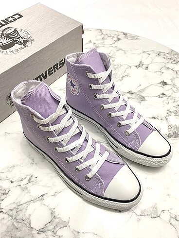 37 Beden Converse Ayakkabı Sınırlı Stokla