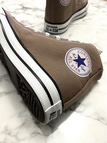 40 Beden camel Renk Converse Ayakkabı Sınırlı Stokla