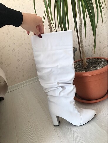 deri topuklu çizme