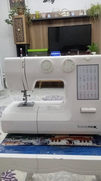 Yeni gibi dikiş makinesi