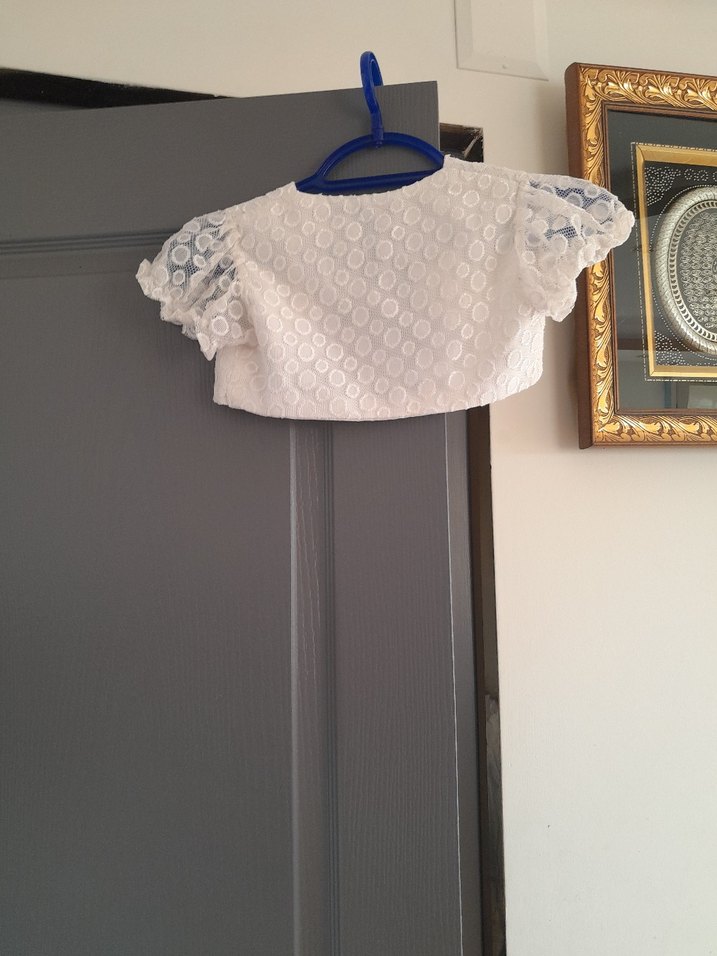 Kız Çocuk Beyaz Dantel Detaylı Bolero - Görsel 4