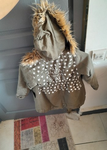 Erkek Çocuk Bej Kürklü Street Wear Mont - Görsel 9