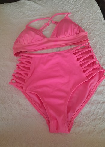 Pembe İpli Kadın Bikini Takımı