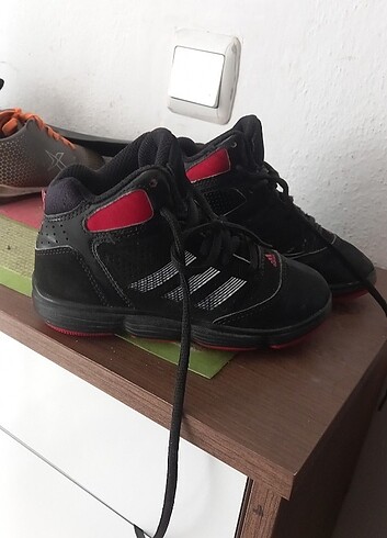 Adidas Cocuk bot
