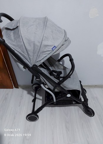 Chicco 9- 18 kg