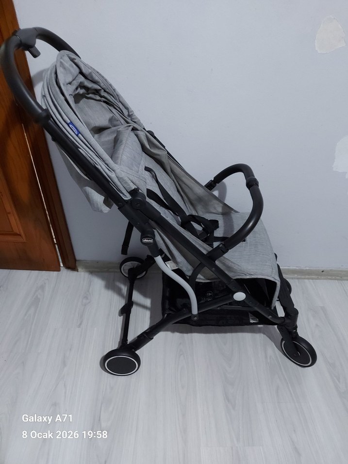 Gri Bebek Arabası - Görsel 2