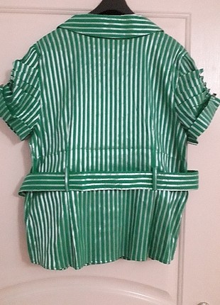 44 Beden yeşil Renk yeşil bluz 