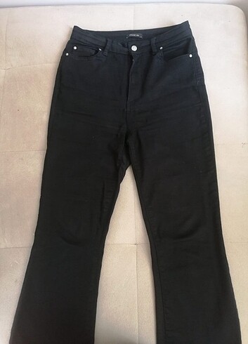 Trendyol & Milla Flare Siyah Kot Jeans Rahat Kumaş (Trendyolmilla) 