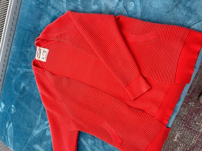s Beden pull and bear hırka
