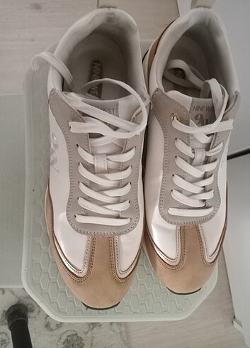 40 Beden çeşitli Renk Nine west orjinal spor ayakkabı