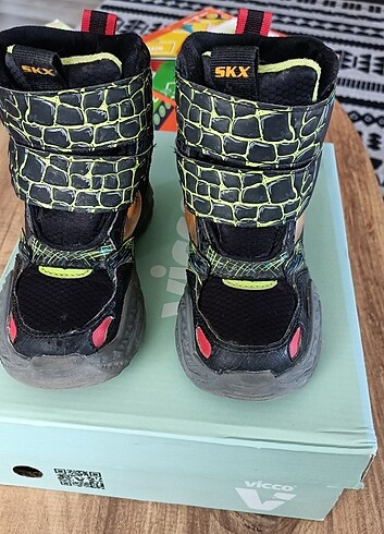 #skechers Erkek çocuk bot