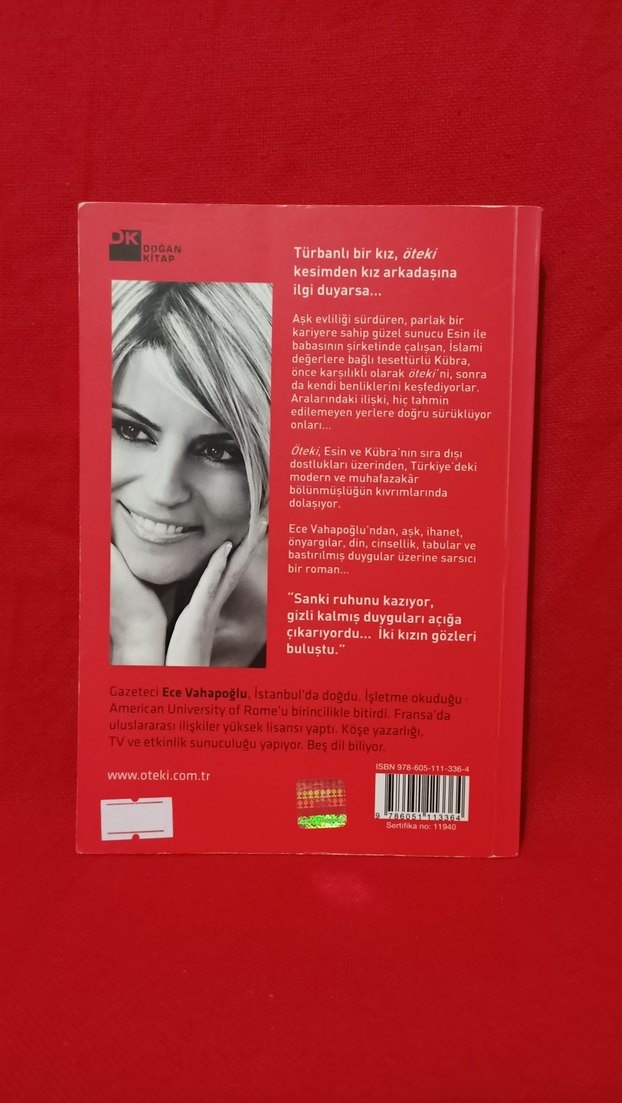 Ece Vahapoğlu  & Öteki - Görsel 2