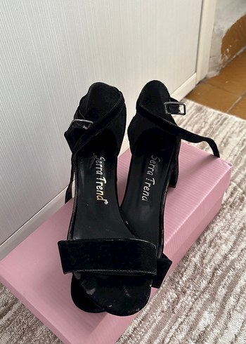 Siyah Tokalı Blok Topuklu Kadın Abiye Ayakkabı - Görsel 4