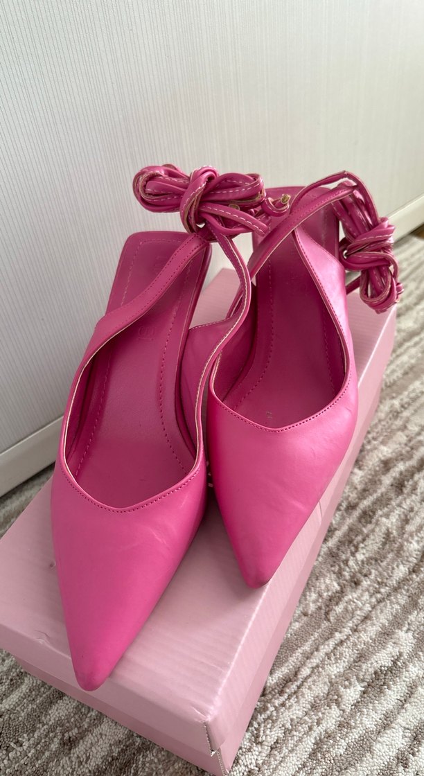 Pembe Tokalı İnce Topuklu Kadın Ayakkabı - Görsel 3