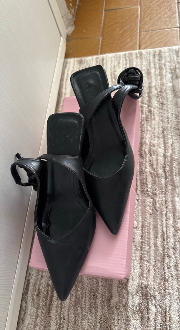 Tokalı Siyah Topuklu Kadın Düz Ayakkabı - Görsel 3