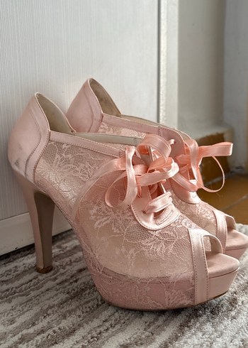 Dantel Detaylı Pembe Topuklu Kadın Ayakkabı - Görsel 4