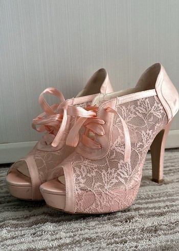 Dantel Detaylı Pembe Topuklu Kadın Ayakkabı - Görsel 2