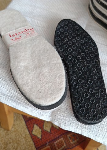 Diğer Beyaz Erkek Terlikler Velcro Bantlı
