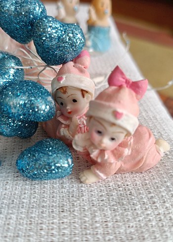 Beden çeşitli Renk Pastel Renkli Çoklu Figürin Seti ve beyaz taşli tül