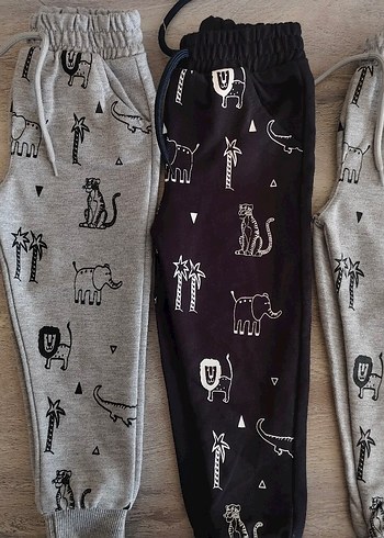 siyah Baskılı Erkek Çocuk Eşofman Altı 2li fiyat - Görsel 3