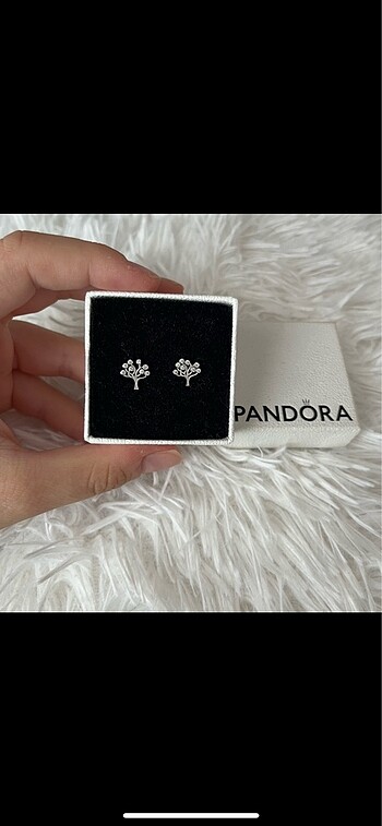 Pandora taşlı hayat ağacı küpe